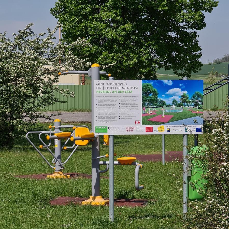 Hotel Weingut Martinshof Sankt Ulrich  Esterno foto