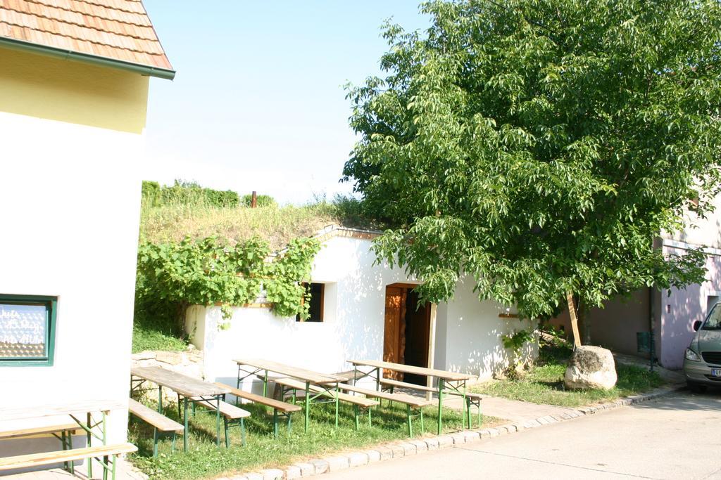 Hotel Weingut Martinshof Sankt Ulrich  Esterno foto